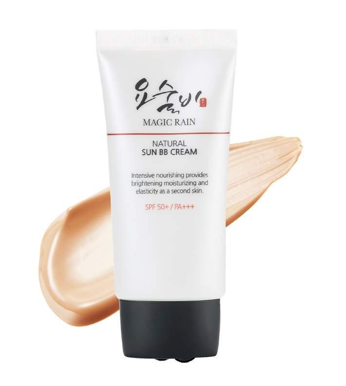 NATURAL SUN BB CREAM SPF 50 + / PA + + + Intensive nourishing provides brightening moisturizing and elasticity as a second skin.