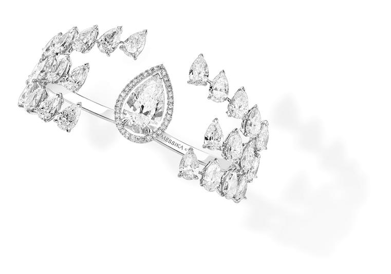 08-9. POA. www.rogervivier.com Shards of Mirror Ring Diamonds in 8K white gold set with 7.