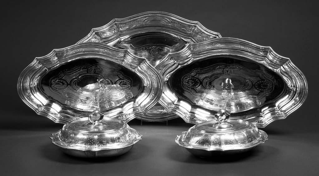 894 893 (3) 894 895. Pair of Tiffany & Co. Sterling Bowls, 1907-38, shallow form, acid-etched with stylized petals and C-scrolls, on low foot, dia. 7 1/4 in., approx. 21 896. Tiffany & Co. Sterling Fruit Bowl, 1907-38, graduated hexagonal, with reeded rim, wd.