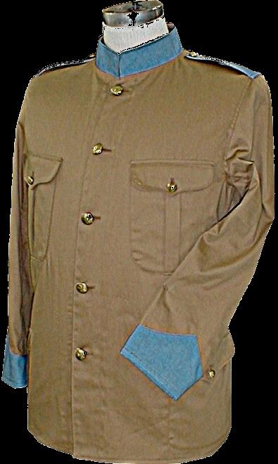 and button down shoulder tabs, however, the color has been left off the pocket flaps to distinguish this from the Enlisted blouse. Khaki belts were not used on the Officer s blouse.