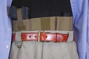 BELLY BANDS/ JOG HOLSTERS STOWAWAY STYLE M55 The Stowaway is designed as a running,