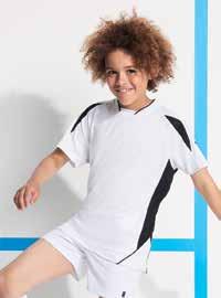 sleeves Large breathable mesh fabric inserts in the sides and in the sleeves, ensuring perspiration control Longer rounded back hem Reinforced