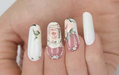 foamy enchantement For foamy dress, a delightful RoyalCream Gel rose with its passionate decorations.