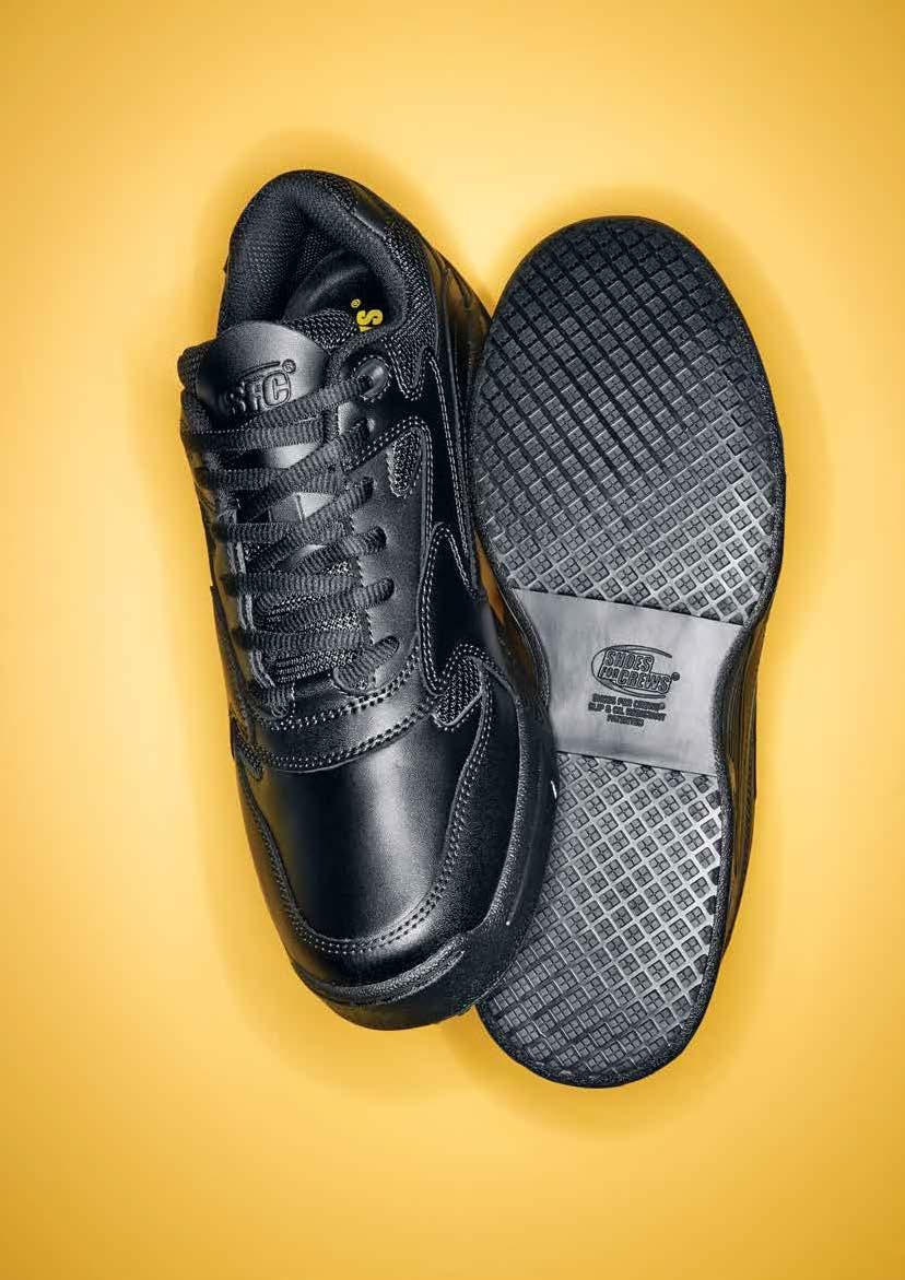 SLIP-RESISTANT SHOES FOR WORK