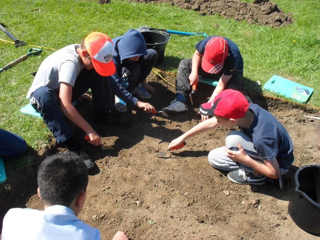 ARCHAEOLOGY AT AUSTHORPE An Educational project in the grounds of Austhorpe Primary School (West Yorkshire, UK) Text and photographs by Dave Weldrake With