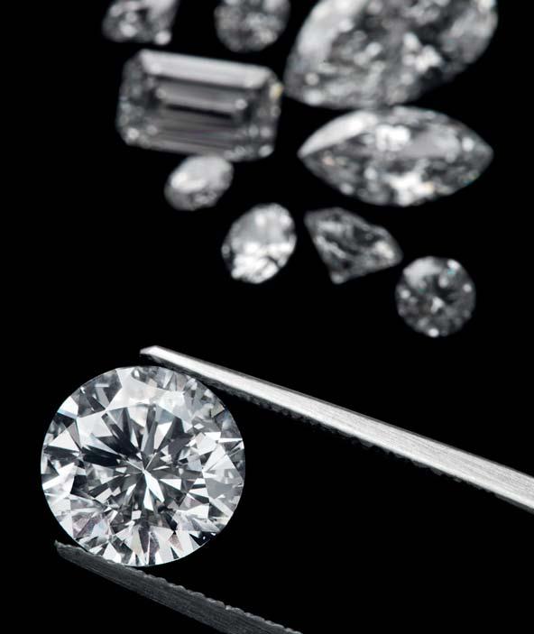 THE DIAMOND The diamond enjoys renown for its splendour and luminosity.