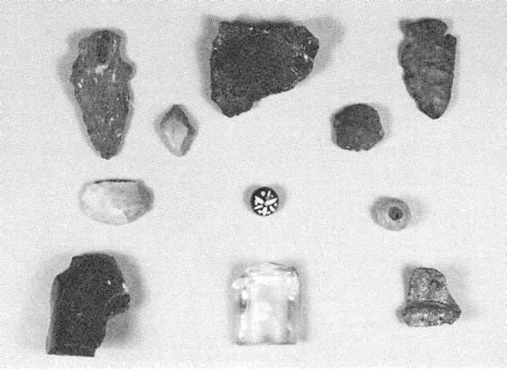 Mo. 88, Spring, 1984 29 Figure 21. Top row: 1. Bottom of square-sided glass bottle, probably 1640-1660. 2. Socket of candle holder, 3. Wine bottle neck, last quarter seventeenth century.
