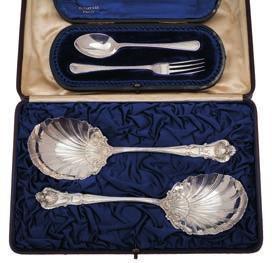 serving spoons, five table spoons, eleven teaspoons and a salt spoon, total weight of silver 1783gms, 57.33ozs.