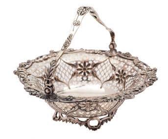 183 183 A George III silver swing handled epergne basket, maker T.