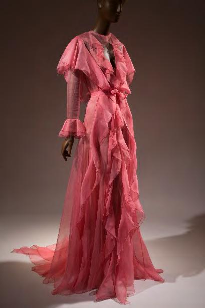 By the 1980s, pink was back in fashion, although often, as with a 1980 hot pink power suit by Claude Montana, it also served to acknowledge women s