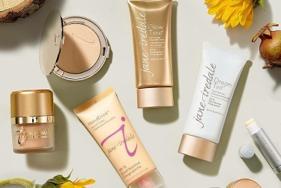 Jane Iredale makeup is skincare makeup! Clean ingredients with powerful results! your skin hydrated with a heavy-duty moisturizer for a flawless makeup application! 3.