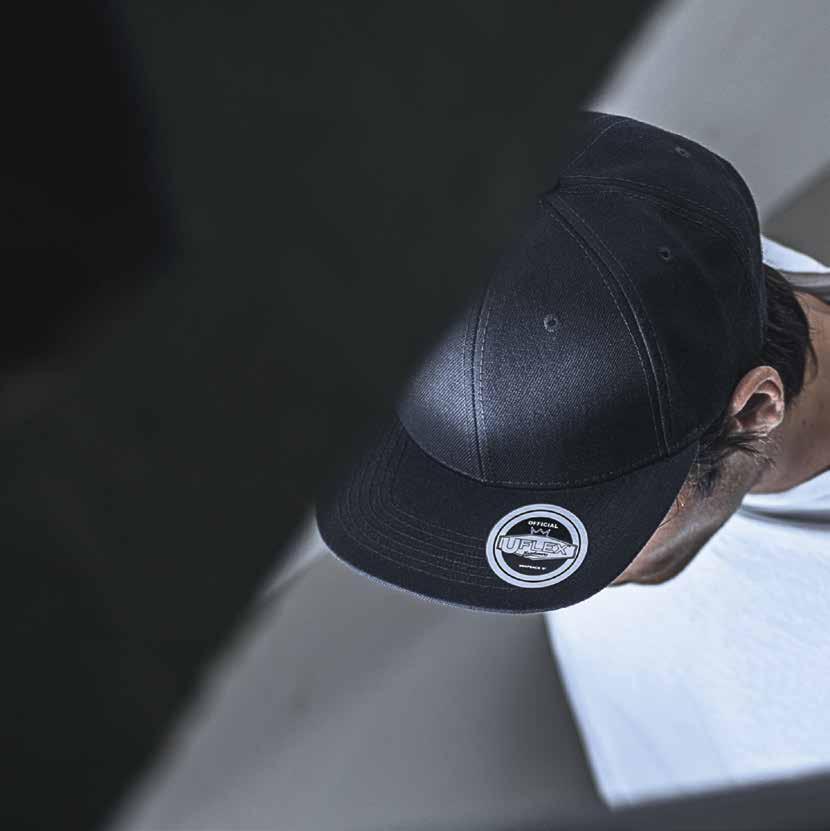 The Snapback 6 Flat Peak is the quintessence of premium headwear With its classic