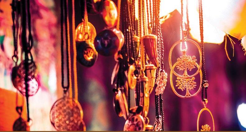 STORE DESIGN Jewelry Merchandising Tips for Boutiques INCREASING DISPLAY APPEAL How can you make your jewelry displays much more appealing to customers?