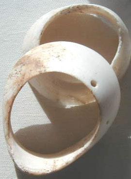 Todor Dimov: "Bracelets made of the shells of Mediterranean Spondylus, from the necropolis at Durankulak (the end of the 6th - the beginning of the 5th millennium B.C.