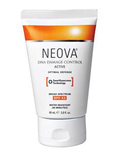 spectrum UVA/UVB rays and repairs the signs of aging > Reduces the risks of skin cancer and early skin aging > Improves appearance of sun-inflicted DNA Damage > Water resistant (80 min) DNA DAMAGE