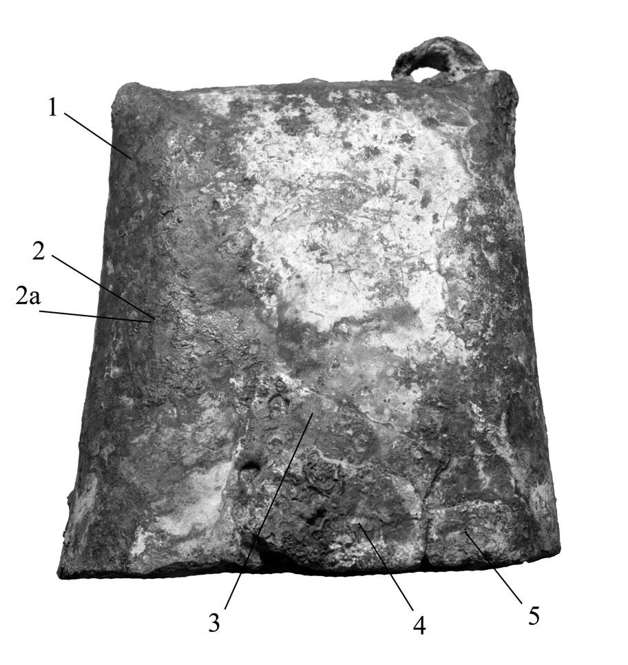 Poznoantični depo s Puštala nad Trnjem 421 Sl. 6: Slika prikazuje mesta, označena s številkami od 1 do 10, na katerih je bila opravljena analiza kovine zvonca. Fig.