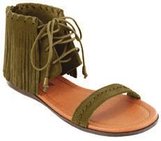 Passport Classic Minnetonka fringe and beads mix with an easy to wear neutral palette on a padded footbed.