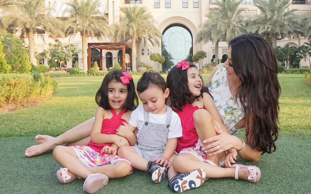 Dubai Riyadh London Jeddah New York BEAUTY - MOTHERHOOD NINA ALI Luxury and Parenting Expert UAE Nina Ali is the 38-year-old Lebanese- American mothering force behind Instagram and Snapchat sensation