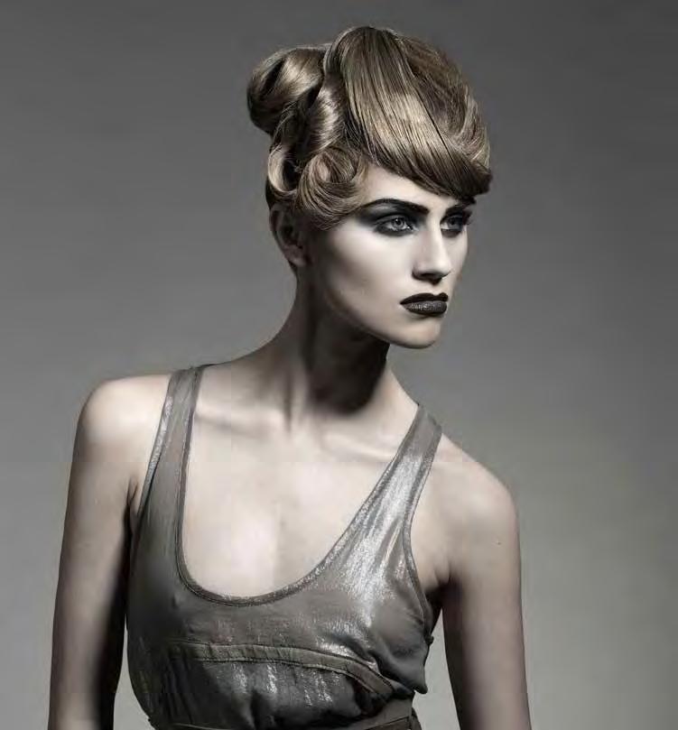 Duration: 1 day Days: Sundays Time: 10am 5pm Fee: 125 Lee Stinton has an impressive portfolio of work and can even boast of being a finalist in the British Hairdressing Awards.