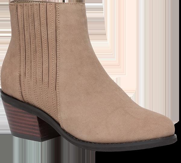 1 ½ stacked heel M 2 to 5 ½,
