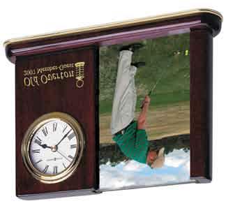 5 x 1 H600: Squared - 10 x 13 x 1 Portrait Caddy Desk Clock This desk clock features a