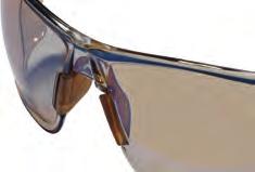 ADJUSTABLE TEMPLES A range of length settings that are adjustable, ensuring a secure and