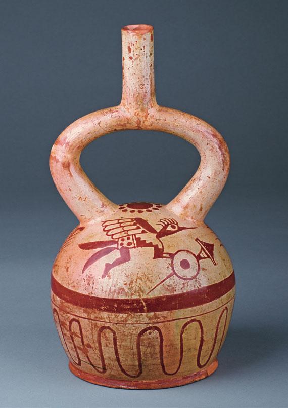 Fineline Bird Warrior Northern Coast Moche IV 450 550 CE 26.7 x 15.3 x 15.2 cm Collection of Sam Olden Courtesy of Mississippi Museum of Art L0089.