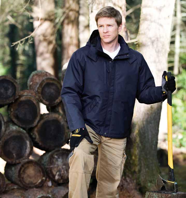 This 2-in-1 jacket is constructed with a windproof/water resistant