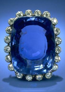 Today, this giant blue sapphire is possessed to a famous American gem and art connoisseur. Blue giant of the orient Source: http://yukotravels.blog.