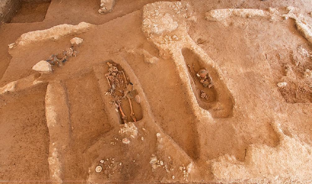 JOURNAL OF INDO-PACIFIC ARCHAEOLOGY 4 (4) Figure : Burials 76 and 77 of Mortuary Phase were cut through a floor, on the same orientation as the walls of a room.
