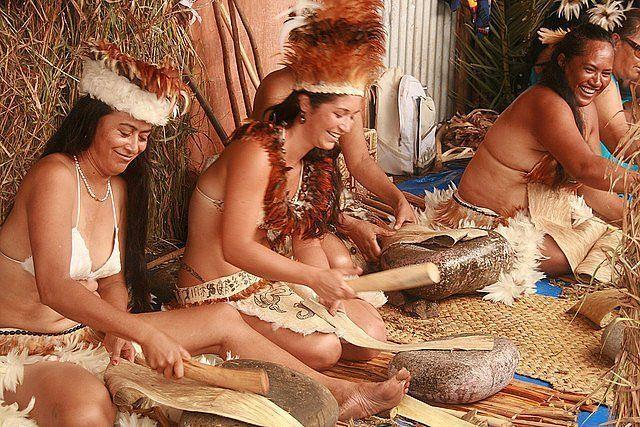 Nevertheless that PRODEMU is strongly supporting Rapa Nui women, through some specific lines, we have realized a lack of autonomy and independence on several women groups, where they are totally