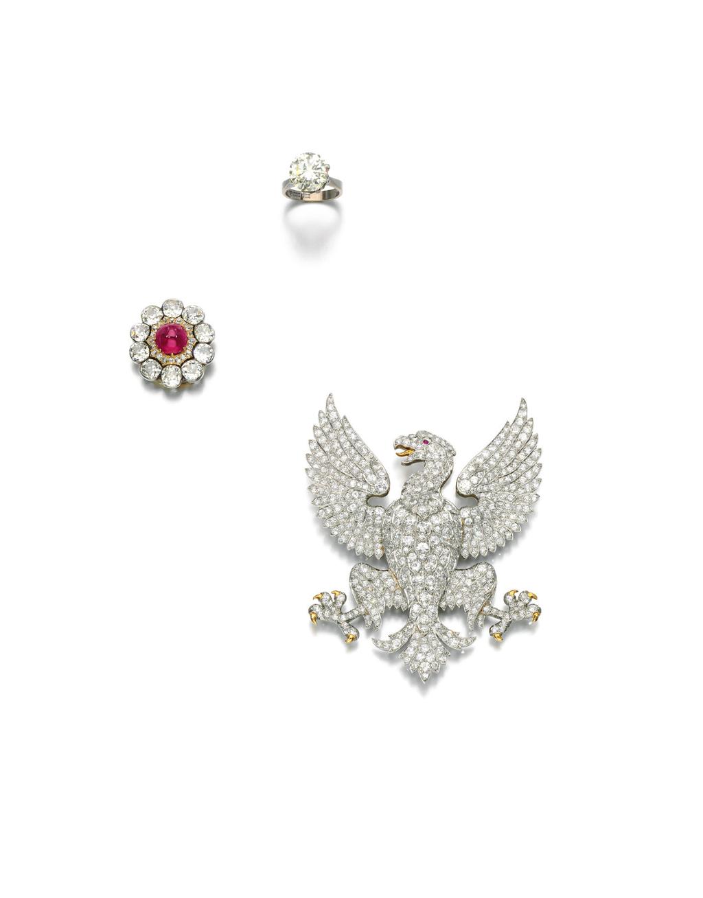 diamonds and cabochon ruby eyes (Lot 210, right, est. 20,000 30,000/ 28,100 42,100/ US$ 29,000 44,900).