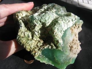 $98 IMG_8700 Chrysoprase beautiful specimen has crystal and solid chrysoprase