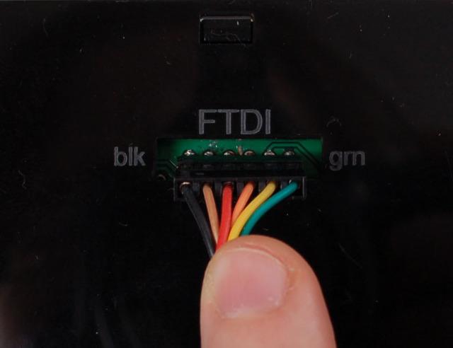 blk You will have to hold the cable so that you end up pressing the header at an angle against the socket,