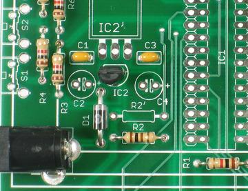 After the diode is the 7805 voltage regulator IC2. The 7805 regulators up to 17VDC down to a nice steady 5V.
