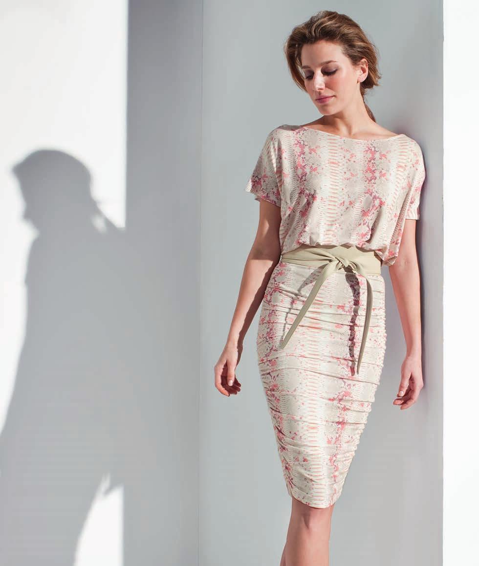 This snake print is a winning mix of runway cool and effortless elegance, making it ideal
