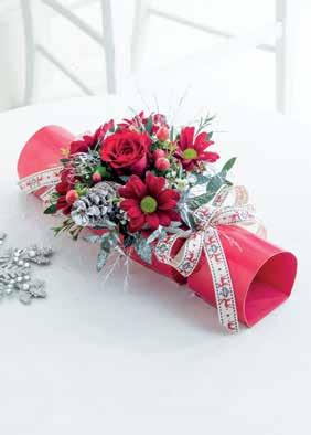 99 Code FX01281F NEW Christmas Cracker Decorated with fresh red flowers and ribbons, our sturdy card cracker will add a touch of drama