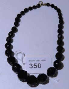 Black Facet Cut Necklace (15 ).
