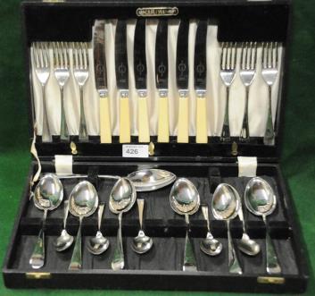 Canteen of silver plated and