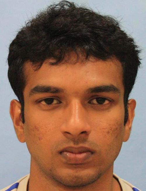 Packiriswamy et al 977 Figure 3. Representative photograph of a 21-year-old Malaysian South Indian man. Figure 4. Representative photograph of a 21-year-old Malaysian South Indian woman.