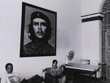 The famous portrait of his created in 1960 by Alberto Korda is one of the most frequently reproduced and best-known photographs proclaimed by Maryland Institute College of Art as the symbol of the 20