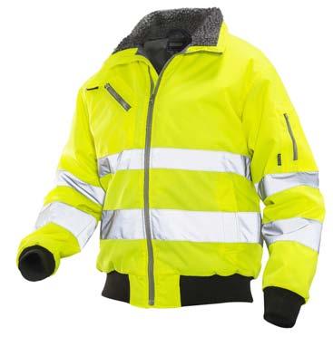 page 28 Winter Trousers Star 2236 // page 30 Quilt lining in jacket improves movement 1359 Pilot Jacket Hi-Vis Pilot jacket made from durable water repellent