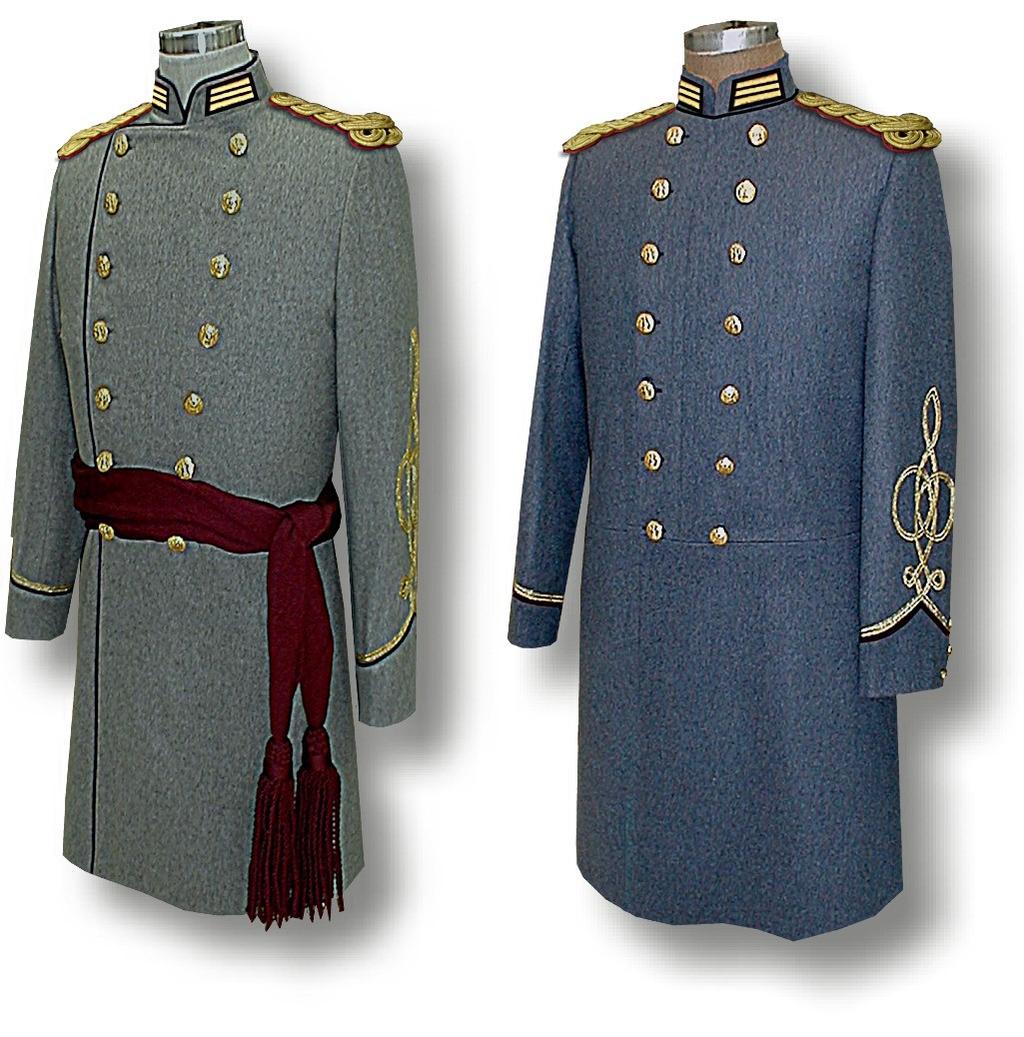 Period Marine Officer photographs show several different trim variations were used. Some used the Shoulder Knots as shown in the picture, others did without these items.