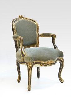5 48 ARMCHAIR - LOUIS XV Gilded and green wood armchair resting on four arched feet, green velvet armchair. France, 18th c.