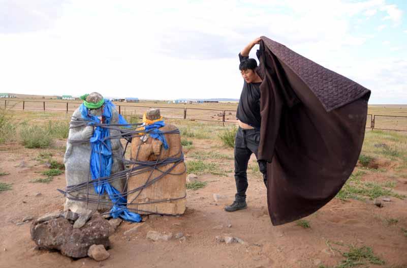LAM 360 LAND ART MONGOLIA 4TH BIENNIAL Catching the Axis, Between the Sky and the Earth Batkholboo Dugarsuren 20