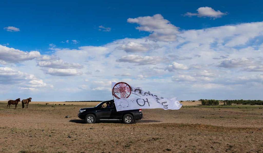 LAM 360 LAND ART MONGOLIA 4TH BIENNIAL Catching the Axis, Between the Sky and the Earth Gankhuyag Lkhamsuren 28 ---------- 29 MONGOLIA 13 21 Performance and video The history of Mongolia and a vision