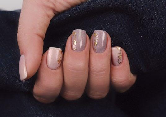 OTHER CRYSTAL NOVELTIES The nails made with ChroMe CrystaLac 13,the decoration made with the new Elasticker, Rosegold beads and