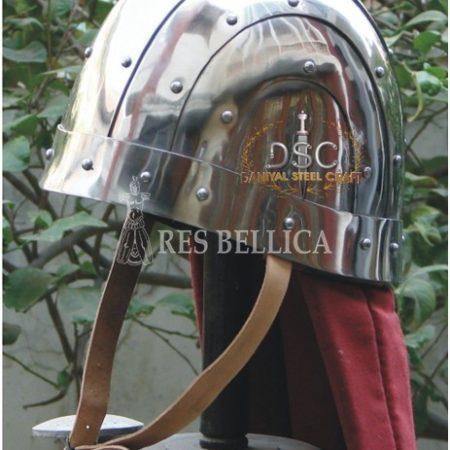Page: 10 HELMETS BANDHELM 1 Helmet typical of the Middle-Byzantine period, always equipped with a neck roll and occasionally a crest holder, it is often represented in the iconography of the period;
