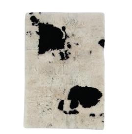 OTHER PRODUCTS OTHER PRODUCTS ICELANDIC RUG (4 SKINS) GREY ICELANDIC RUG (4 SKINS) WHITE DESIGNER ICELANDIC RUG SHORT SPOTTED DESIGNER