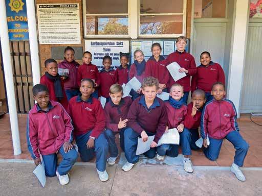 23 July to 30 July 2015 Doxa Deo thanks SAPS SAkleure vir Marné 23 The grade 5 pupils of Doxa Deo School Hartbeespoort visited the Hartbeespoortdam SAPS office recently to